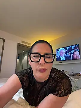 Maya-www online show from 20, 2, 2026