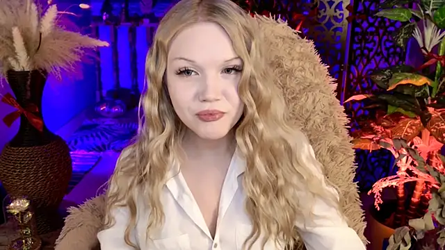 Snapshot of ChloeWhite chatting on 12, 2, 2026 ChloeWhite online show from 12, 2, 2026