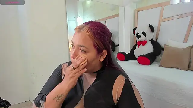 tatikanyx online show from 25, 2, 2026