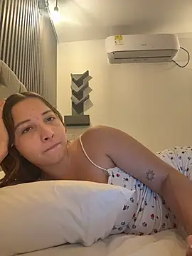 AliciaWhite nt online show from 21, 7, 2026