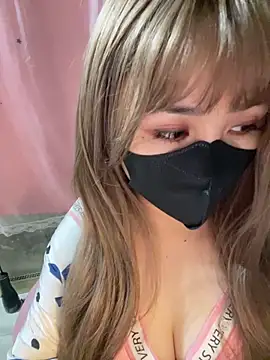 -Violet-t online show from 7, 5, 2026