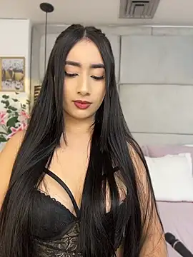 IvonneOwen online show from 1, 8, 2026