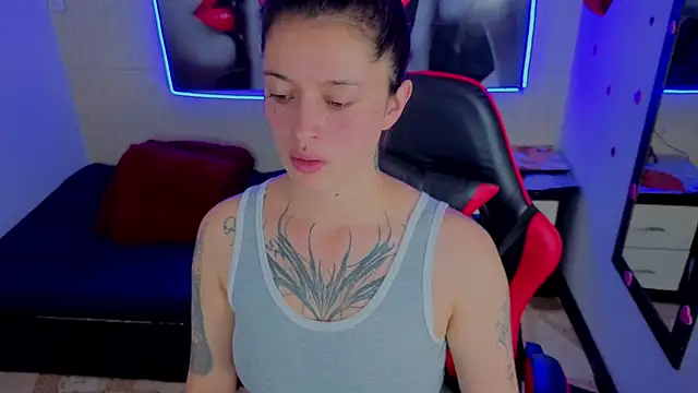 Snapshot of Harley_quinzell chatting on 19, 2, 2026 Harley quinzell online show from 19, 2, 2026