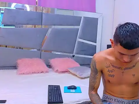 Scook Gray  online show from 15, 1, 2026