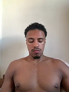 Snapshot of LorenzoBlack27 chatting on 26, 6, 2026 LorenzoBlack27 online show from 26, 6, 2026