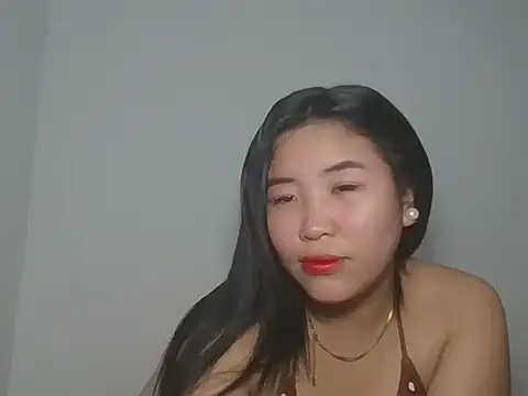 Snapshot of Zyeiii chatting on 2, 2, 2026 Zyeiii online show from 2, 2, 2026