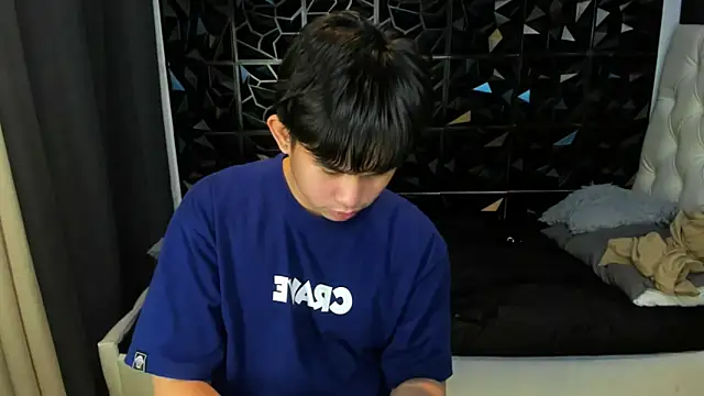 Snapshot of davincihugecock chatting on 21, 3, 2026 davincihugecock online show from 21, 3, 2026