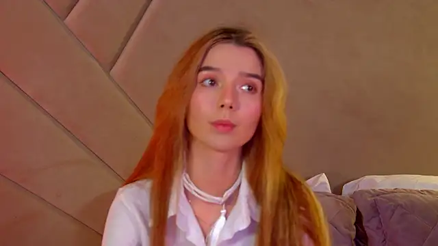 VanessaVienne online show from 3, 3, 2026