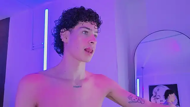 Snapshot of nova_salvatore chatting on 6, 3, 2026 nova salvatore online show from 6, 3, 2026