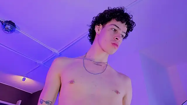 Snapshot of nova_salvatore chatting on 20, 3, 2026 nova salvatore online show from 20, 3, 2026