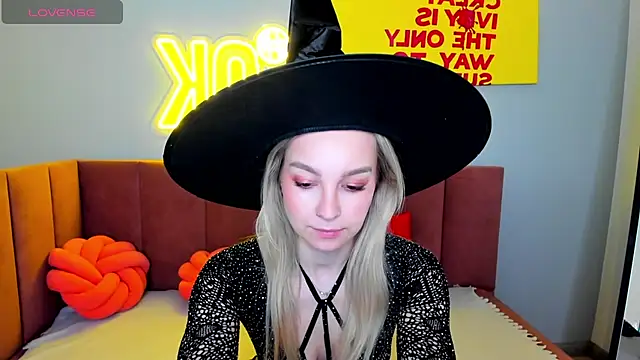 Snapshot of DaisyMellifluous chatting on 13, 3, 2026 DaisyMellifluous online show from 13, 3, 2026