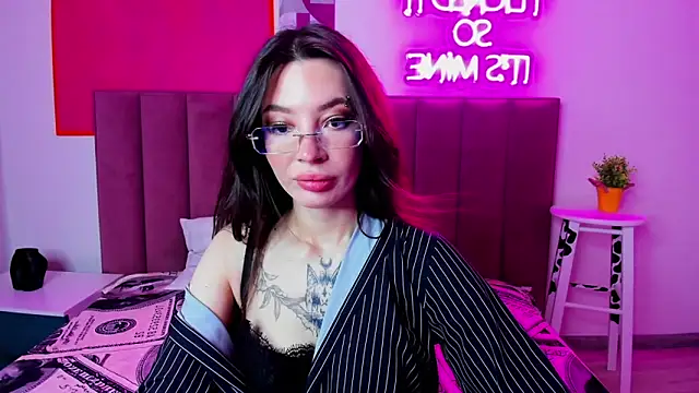 IvyDainty online show from 27, 6, 2026