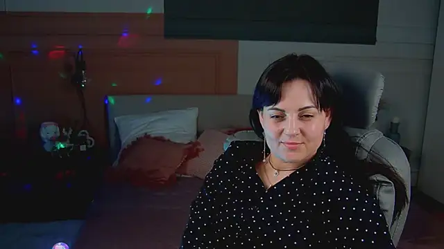  SilkyShadow  online show from 20, 2, 2026