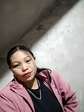 Snapshot of miray- chatting on 10, 3, 2026 miray- online show from 10, 3, 2026