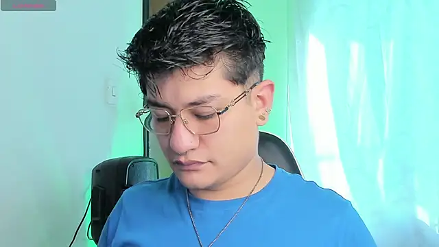 Theo Rowan online show from 27, 4, 2026