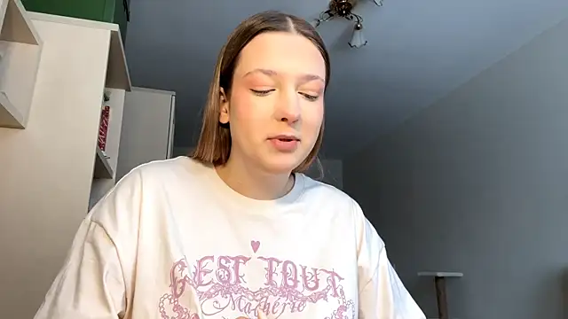 Snapshot of JammieMickiewicz chatting on 5, 2, 2026 JammieMickiewicz online show from 5, 2, 2026