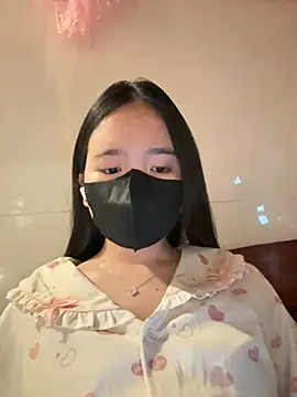 Gwen879 online show from 9, 2, 2026