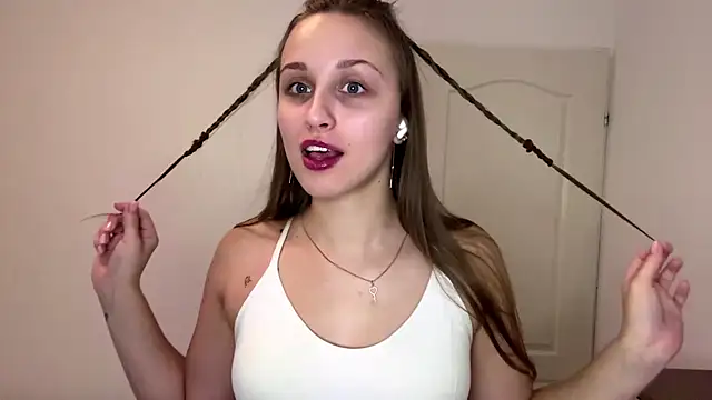 Snapshot of EvaRenard chatting on 21, 2, 2026 EvaRenard online show from 21, 2, 2026