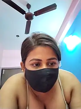 pinkihot23 online show from 8, 3, 2026