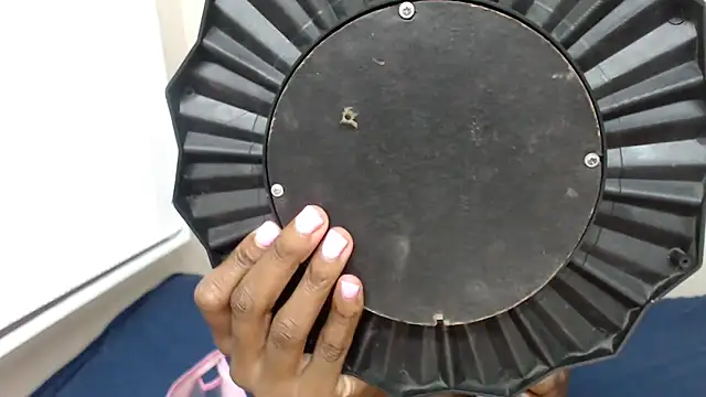 Snapshot of TallDivaNoir chatting on 3, 3, 2026 TallDivaNoir online show from 3, 3, 2026