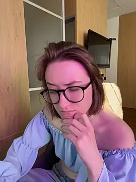 Persephone Kore online show from 7, 5, 2026
