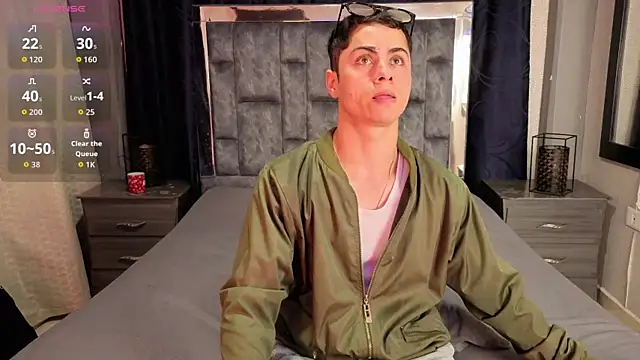 LeoMonnroe online show from 8, 7, 2026