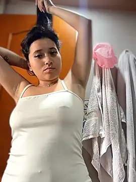 Veronica Wins  online show from 25, 7, 2026