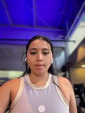 Veronica Wins  online show from 28, 7, 2026