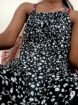 Cute Riyaa22 online show from 13, 3, 2026