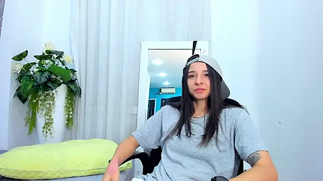 ViictoriiaSaenz online show from 1, 5, 2026
