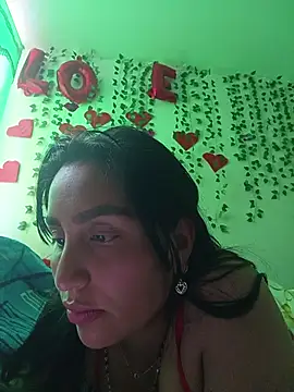 Snapshot of LunaRouuse_ chatting on 24, 6, 2026 LunaRouuse online show from 24, 6, 2026