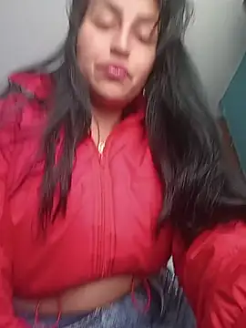 Snapshot of LunaRouuse_ chatting on 3, 8, 2026 LunaRouuse online show from 3, 8, 2026