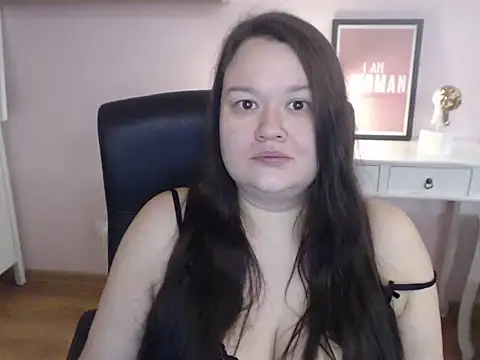 Snapshot of HollyDanceSoul chatting on 3, 3, 2026 HollyDanceSoul online show from 3, 3, 2026