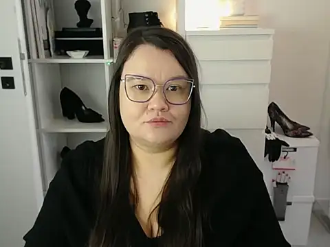 Snapshot of HollyDanceSoul chatting on 10, 3, 2026 HollyDanceSoul online show from 10, 3, 2026