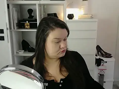 Snapshot of HollyDanceSoul chatting on 11, 3, 2026 HollyDanceSoul online show from 11, 3, 2026