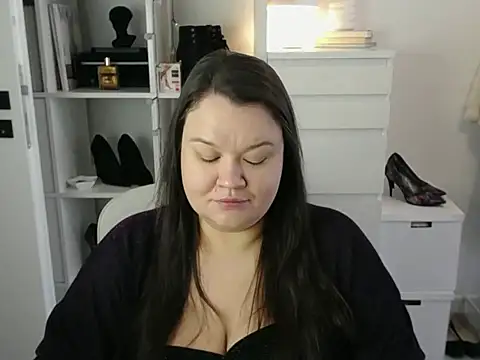 Snapshot of HollyDanceSoul chatting on 18, 3, 2026 HollyDanceSoul online show from 18, 3, 2026