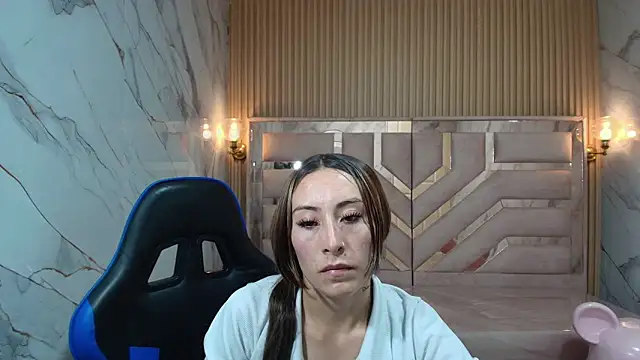 katalina r  online show from 1, 5, 2026