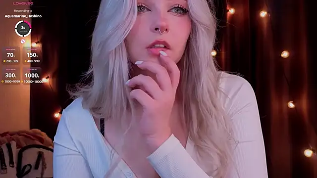 Snapshot of ShyniAlice chatting on 7, 2, 2026 ShyniAlice online show from 7, 2, 2026