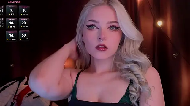 Snapshot of ShyniAlice chatting on 13, 3, 2026 ShyniAlice online show from 13, 3, 2026