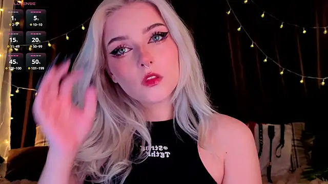 ShyniAlice online show from 2, 5, 2026