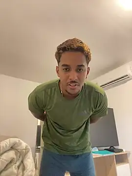 Snapshot of Axel_black10 chatting on 3, 3, 2026 Axel black10 online show from 3, 3, 2026