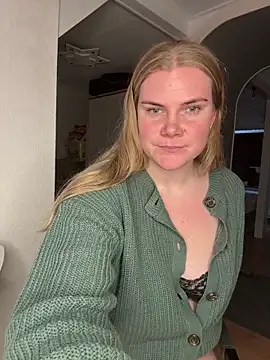 SexyBlondJoanna online show from 19, 1, 2026