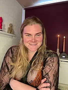 SexyBlondJoanna online show from 7, 3, 2026