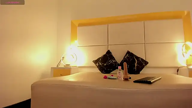 KaiaBrown online show from 10, 3, 2026