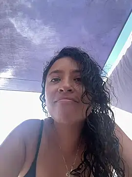 Snapshot of Laura_Miller1 chatting on 20, 4, 2026 Laura Miller1 online show from 20, 4, 2026