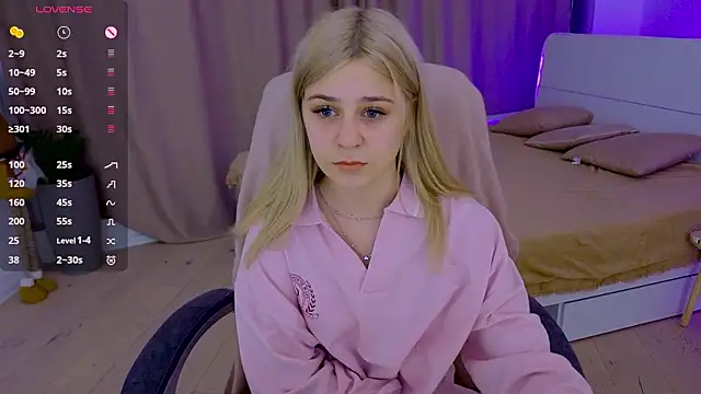 ApheliaStar online show from 4, 3, 2026