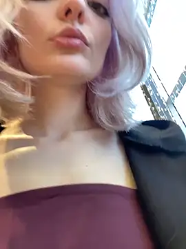 aka Blonde online show from 15, 2, 2026