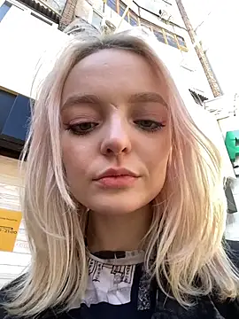 aka Blonde online show from 16, 5, 2026