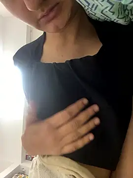Snapshot of tits8758 chatting on 13, 1, 2026 tits8758 online show from 13, 1, 2026
