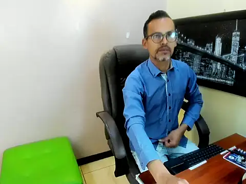 Oswalldo   online show from 17, 3, 2026